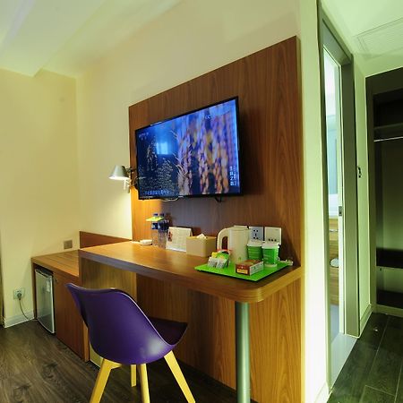 Super 8 Xian Xidajie Hotel Екстериор снимка